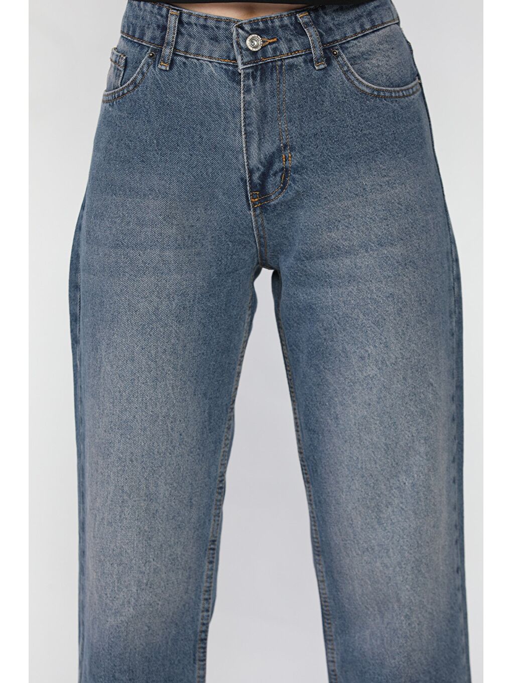 Mavi Kadın Kesik Paça Mom Jean Pantolon-2