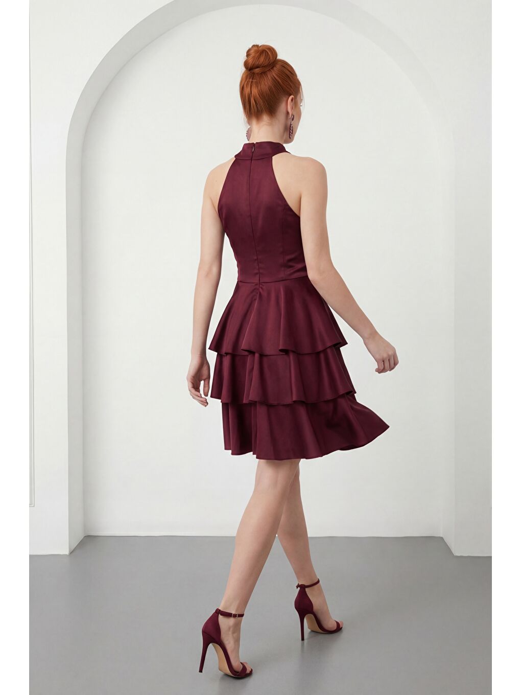 Kadın Bordo Halter Yaka Saten Mini Mezuniyet Abiye Elbise-5