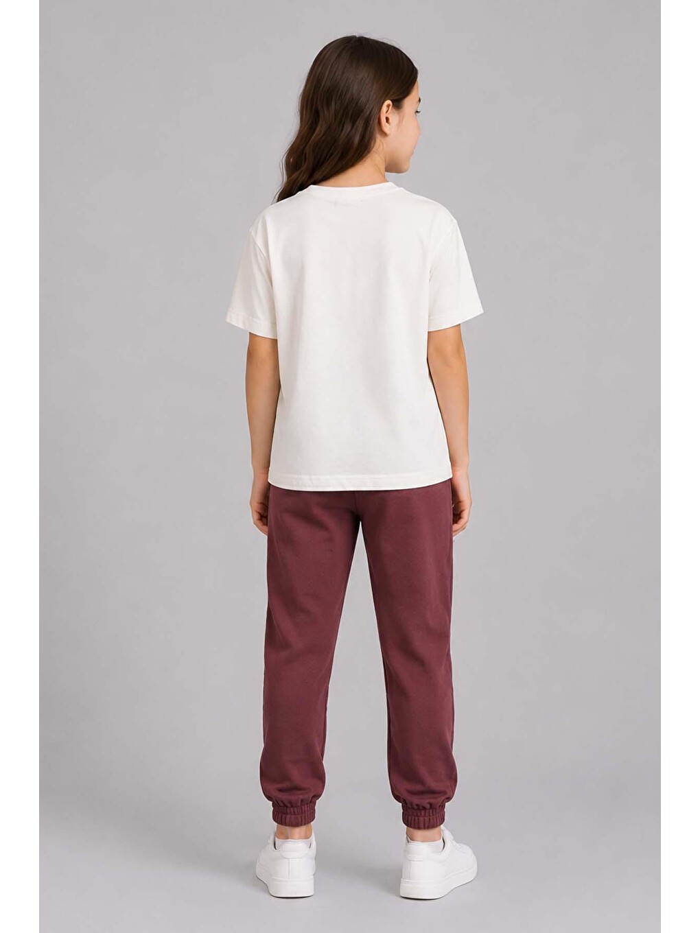 Mor Kız Çocuk Göğsüden Papatya Ve Yazı Detaylı T-shirt Çift Cep Ve İp Detaylı Eşofman Takım-2