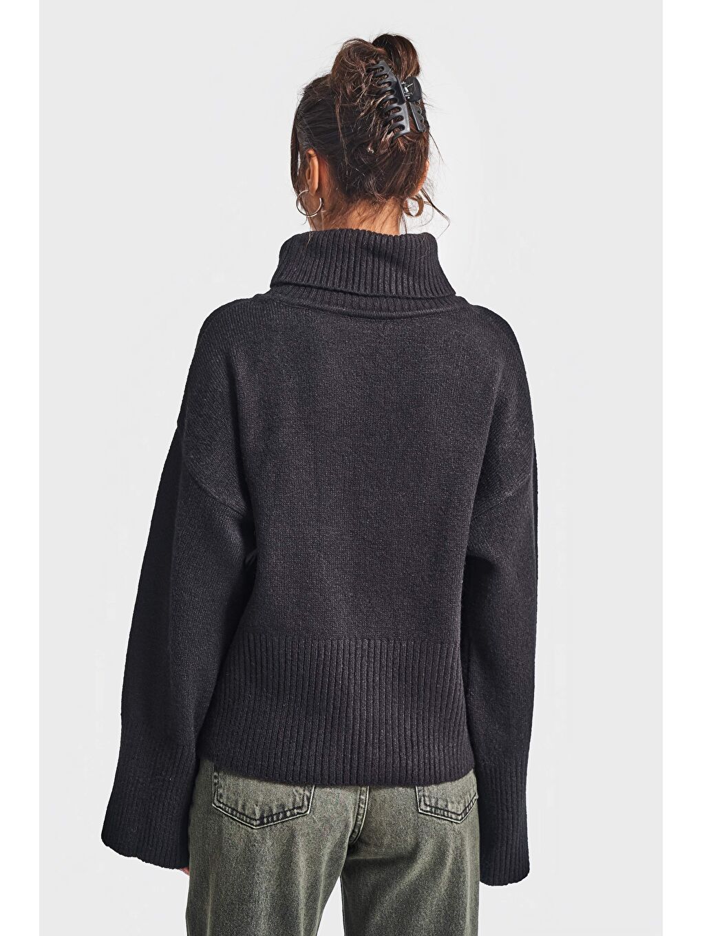 Kadın Siyah Renk w5-1 Balıkçı Yaka Bol Kesim Örme Triko Kazak-2