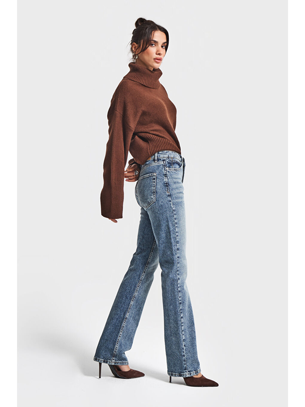 Mavi Kadın Jean Rengi 4w5-32 Düşük Bel Straight Fit %100 Pamuk Denim Jean-1