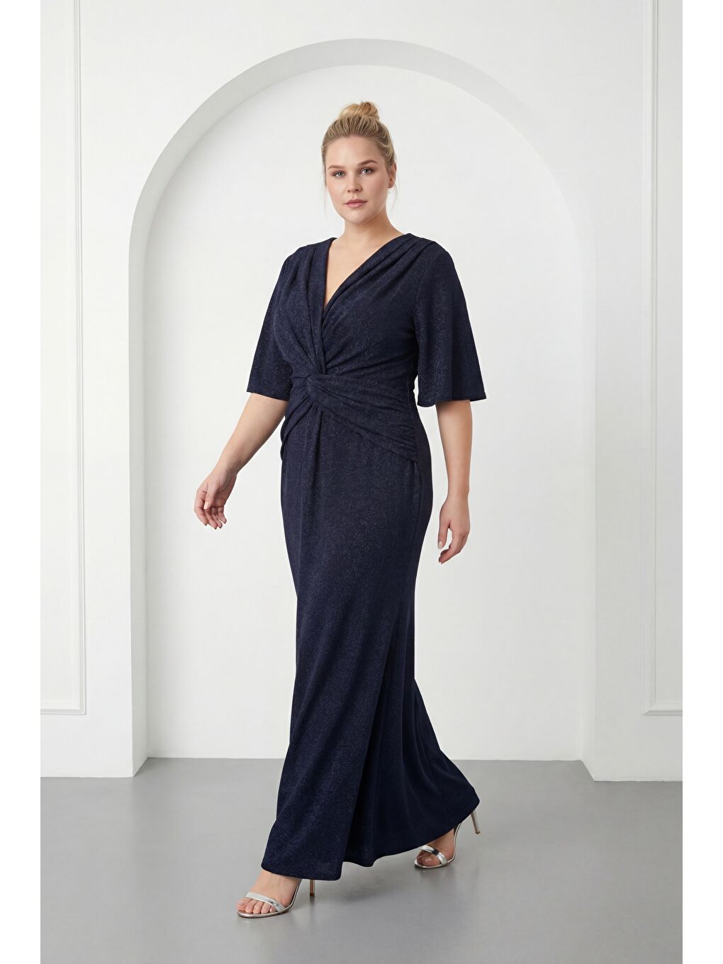 Kadın Lacivert V Yaka Kısa Kol Büyük Beden Uzun Abiye Elbise-1