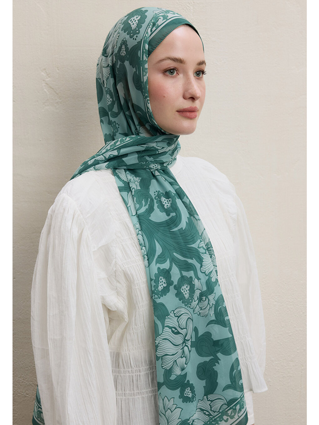 Leone Desen İpek Krep Şal Yeşil-1