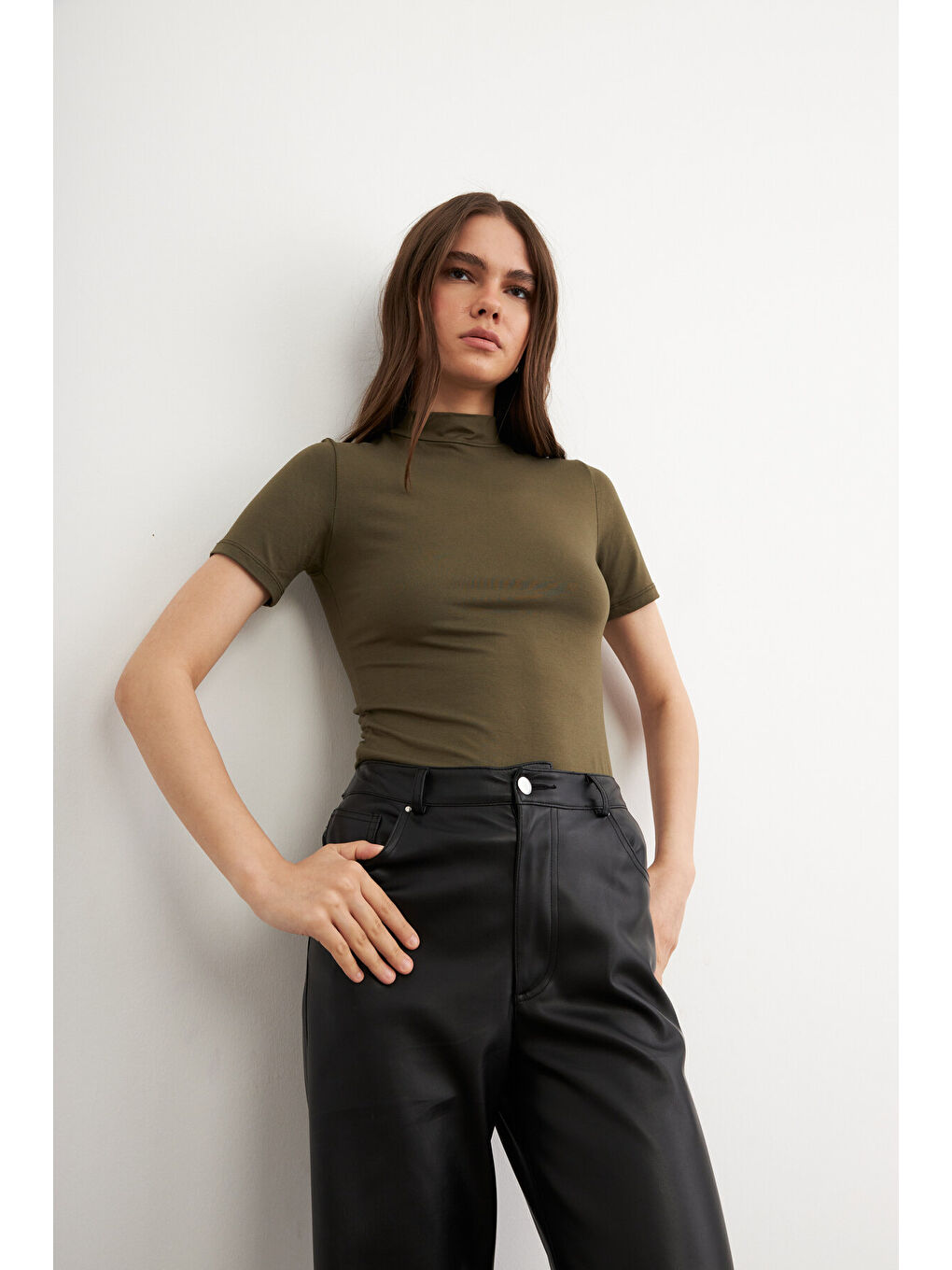 Kadın Haki Kısa Kol Bluz-4