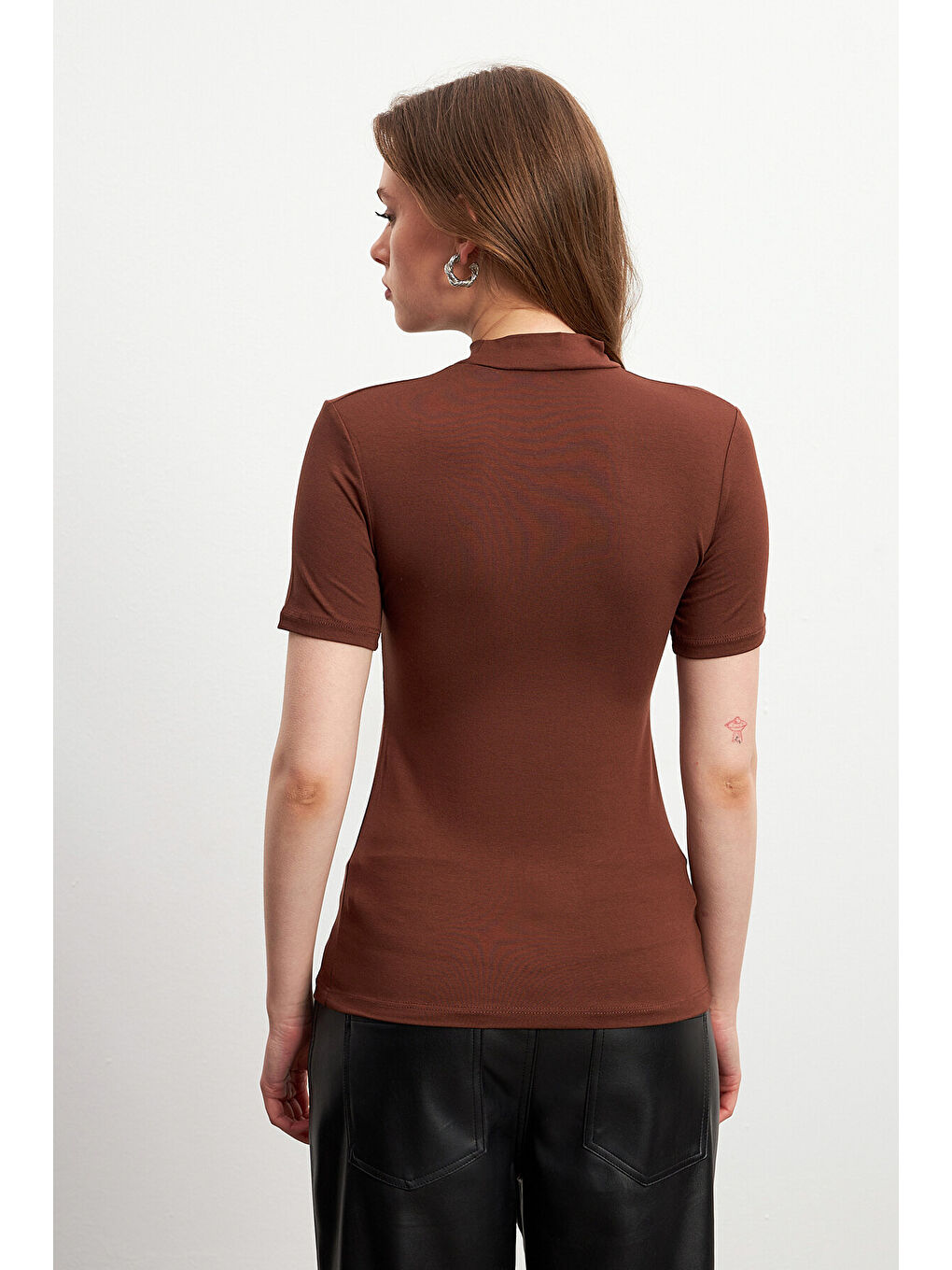 Kahverengi Kadın Acı Kahve Kısa Kol Bluz-5