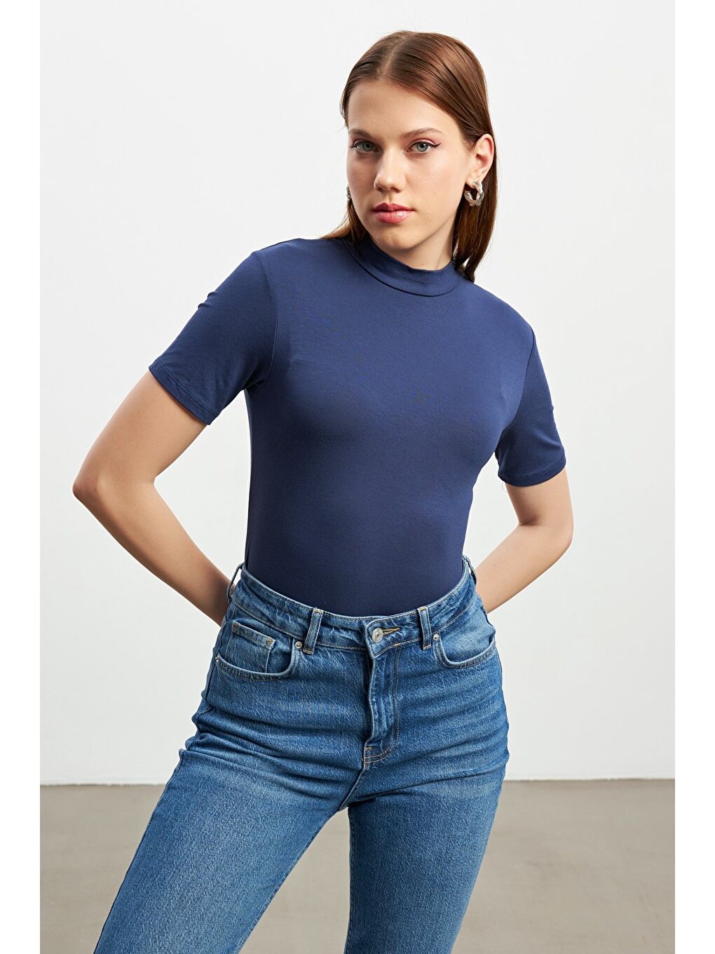 Kadın Lacivert Kısa Kol Bluz-3