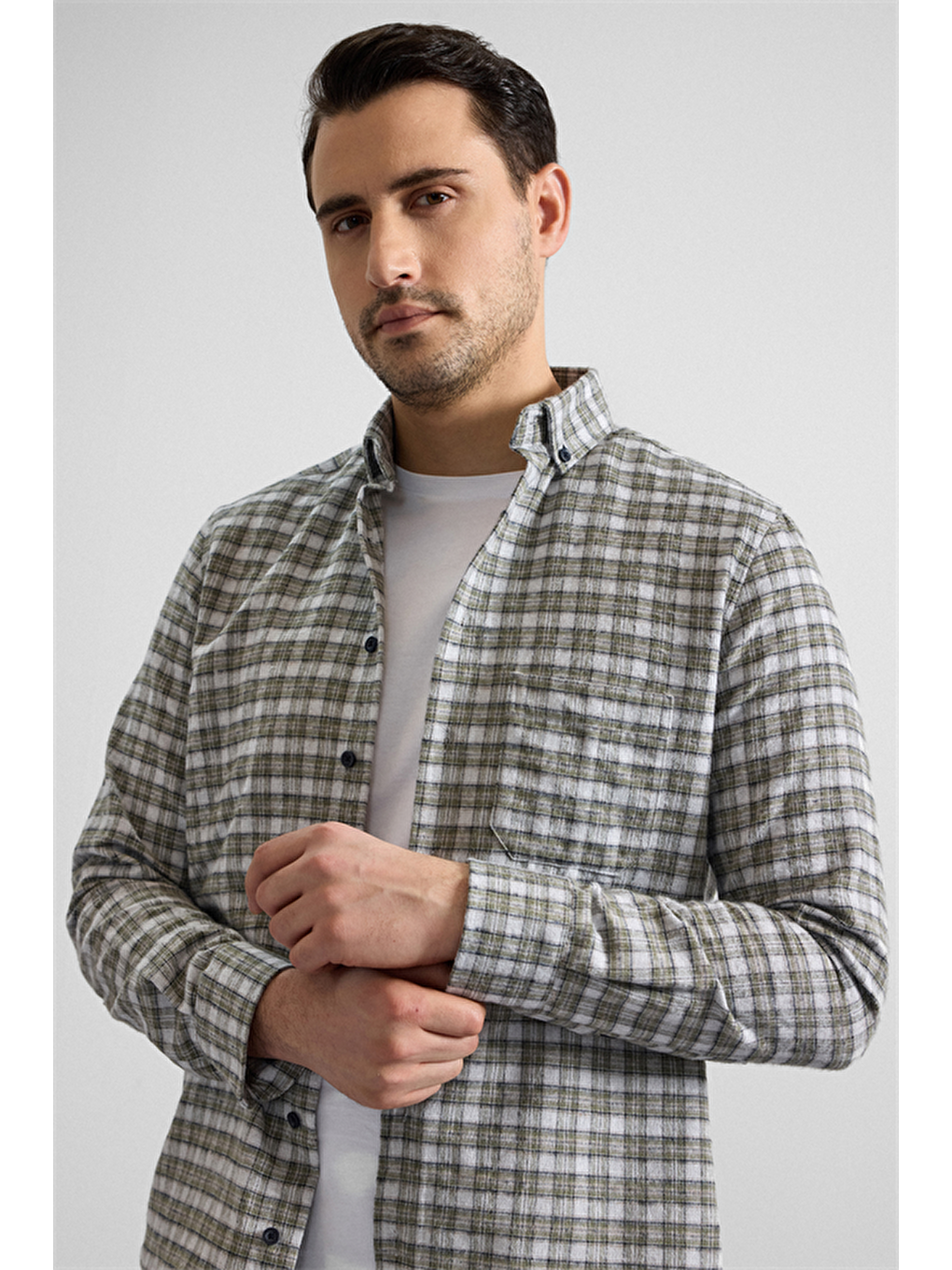 Haki Regular Düğmeli Yaka Kareli Casual Gömlek-1