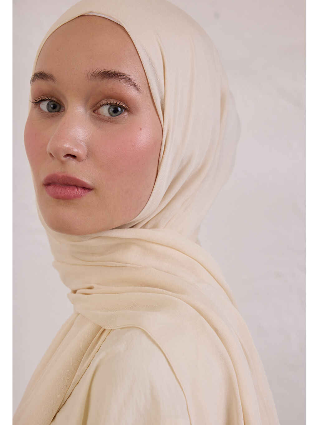 Ekru Soft Viskon Şal Fildişi-1