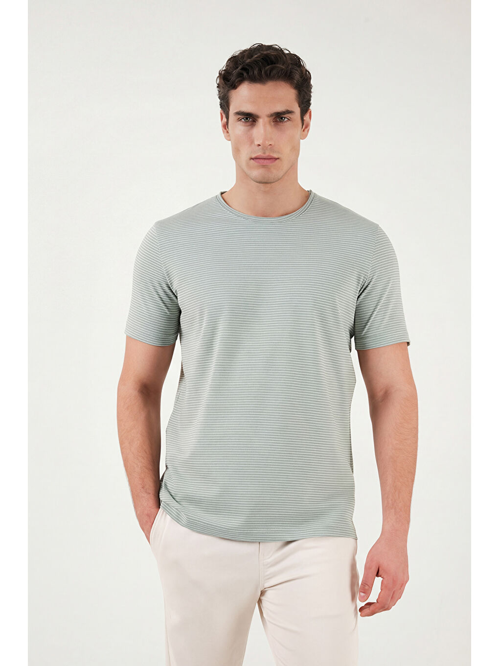 Yeşil Pamuklu Regular Fit Çizgili Bisiklet Yaka T Shirt 5904030-2