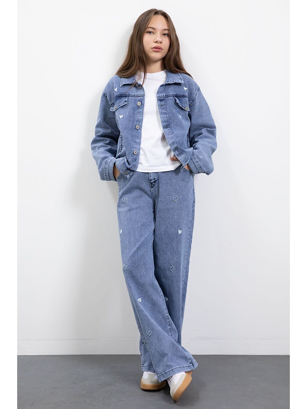 Mavi Kalp Desenli Düğmeli Ceketli Pantolonlu Kız Çocuk Jean Takım 23475-3