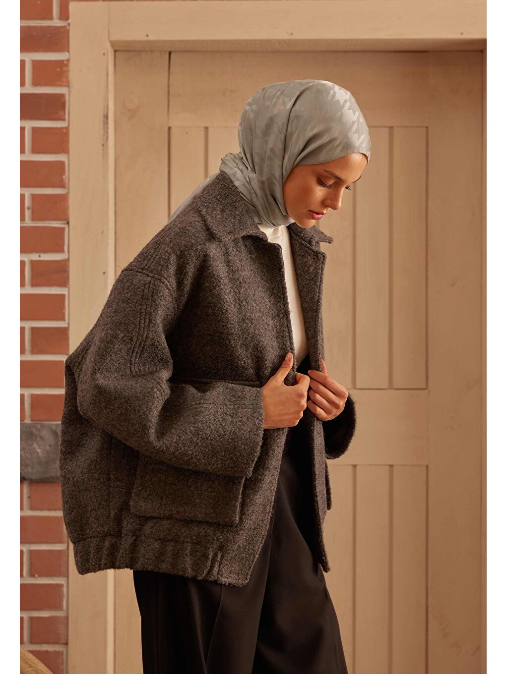 Gri Kazayağı Jakarlı Şal Koyu Grı-1