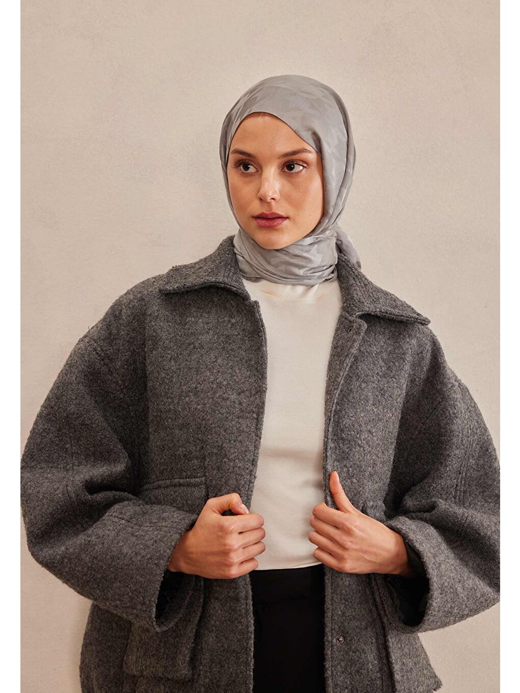 Gri Kazayağı Jakarlı Şal Koyu Grı-2