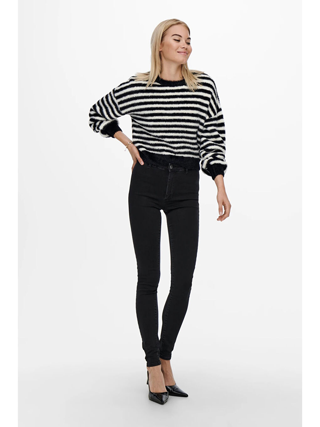 Siyah Onlpiumo Regular Fit Jakarlı Kazak 15235973-4