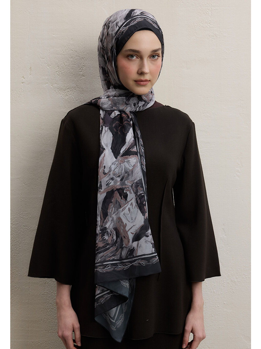 Kahverengi Margot Desen İpek Krep Şal Acı Kahve-1