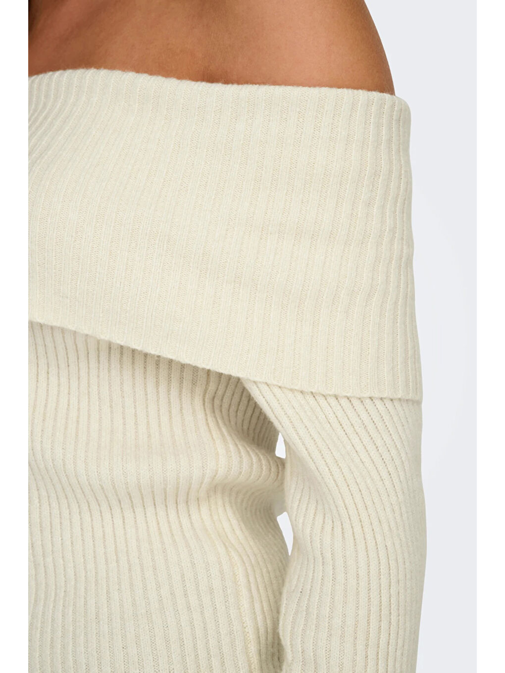 Ekru Onlkatia Regular Fit Madonna Yaka Kazak 15311830-6