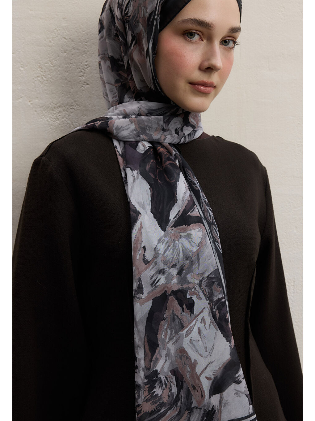 Kahverengi Margot Desen İpek Krep Şal Acı Kahve-2