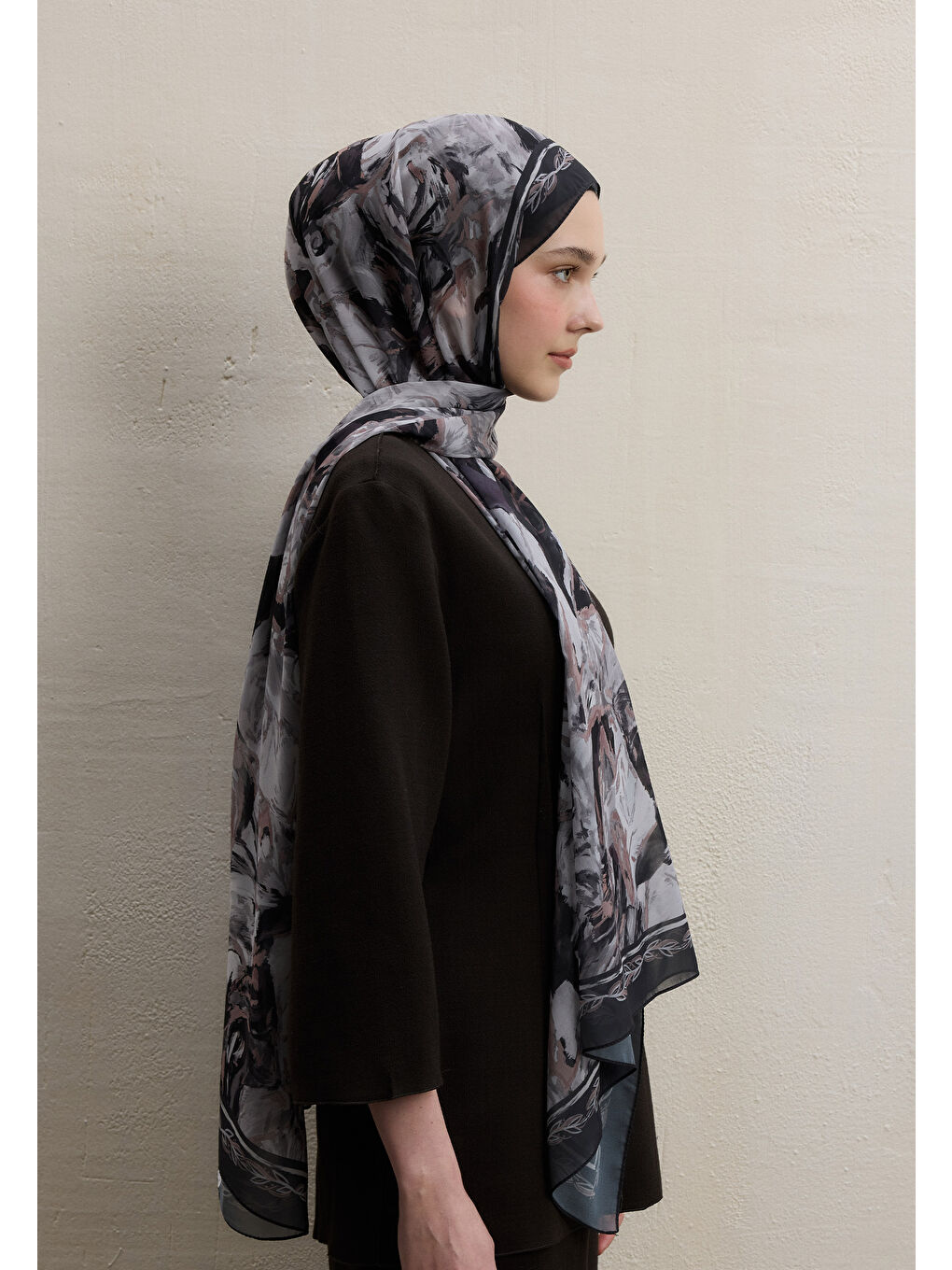 Kahverengi Margot Desen İpek Krep Şal Acı Kahve-3