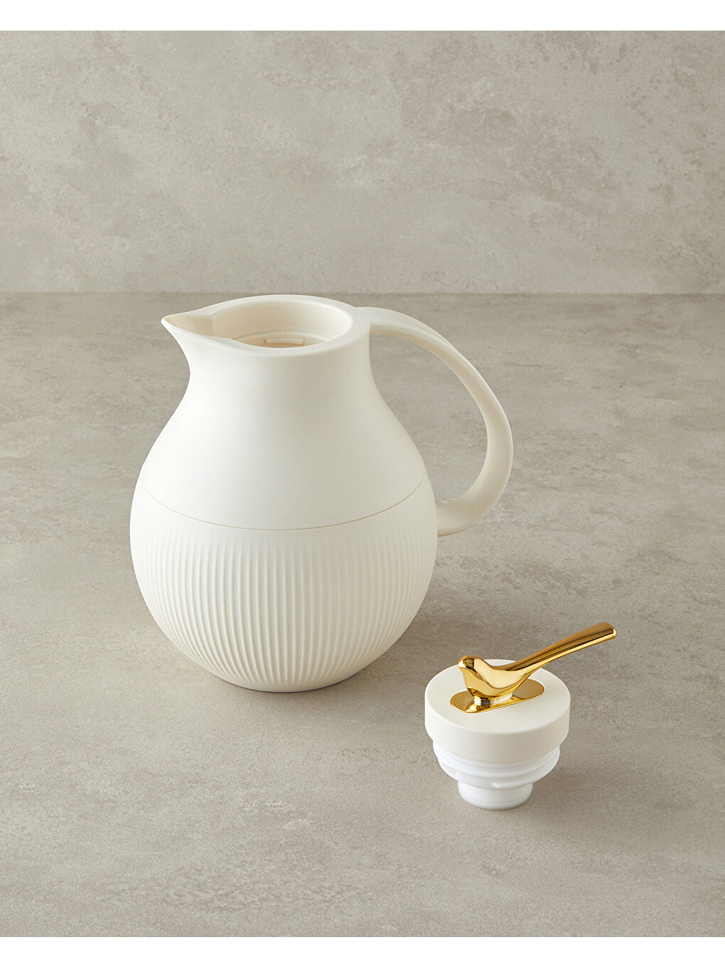 Good Mood Sparrow Cam Plastik Termos 0,95 L Bej-1