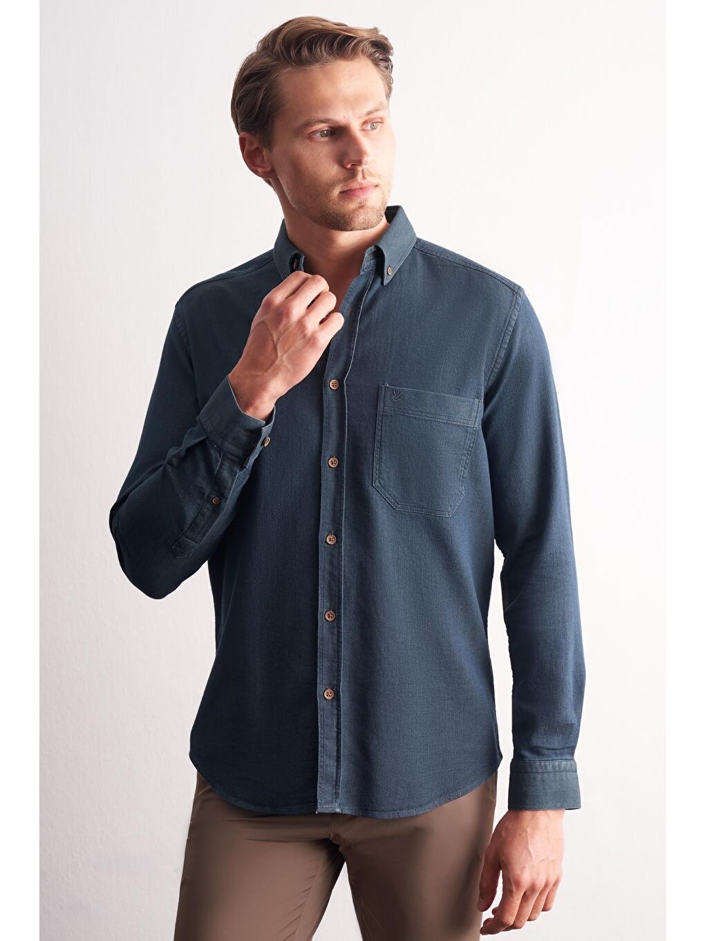 Lacivert Uzun Kol Düğmeli Yaka %100 Pamuk Slim Fit Gömlek 1004255199-2