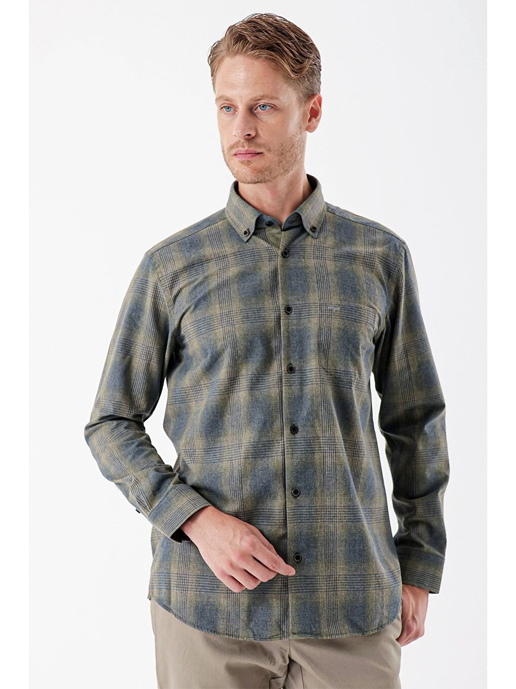 Koyu Yeşil Uzun Kollu Ekoseli Cepli Garnili Pamuklu Klasik Comfort Fit Gömlek 1004235145