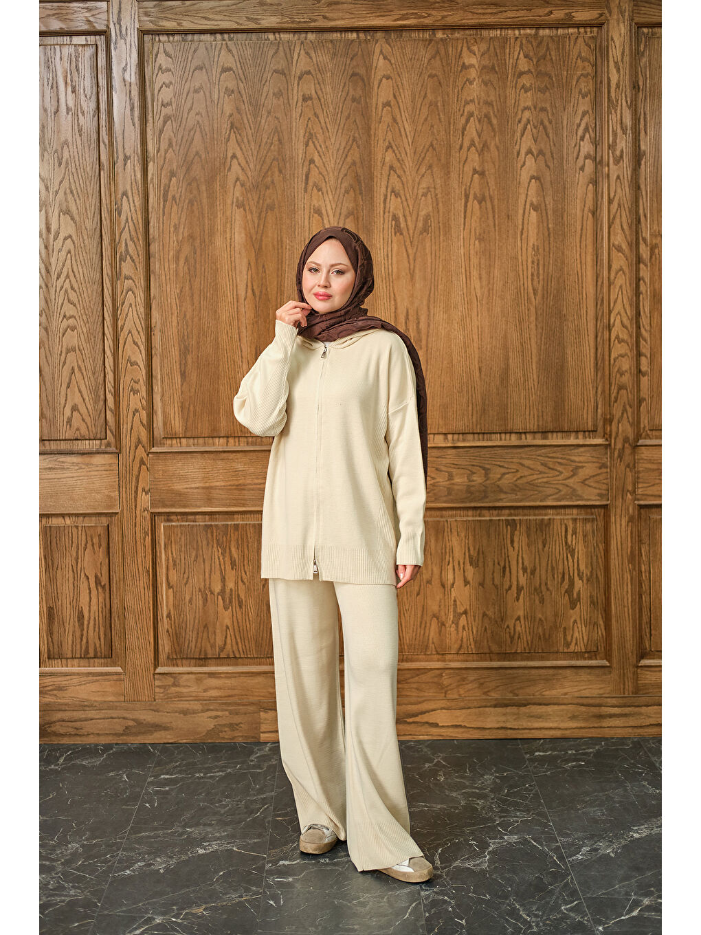 Ekru Kadın Kendinden Desenli Triko Takım Krem-1