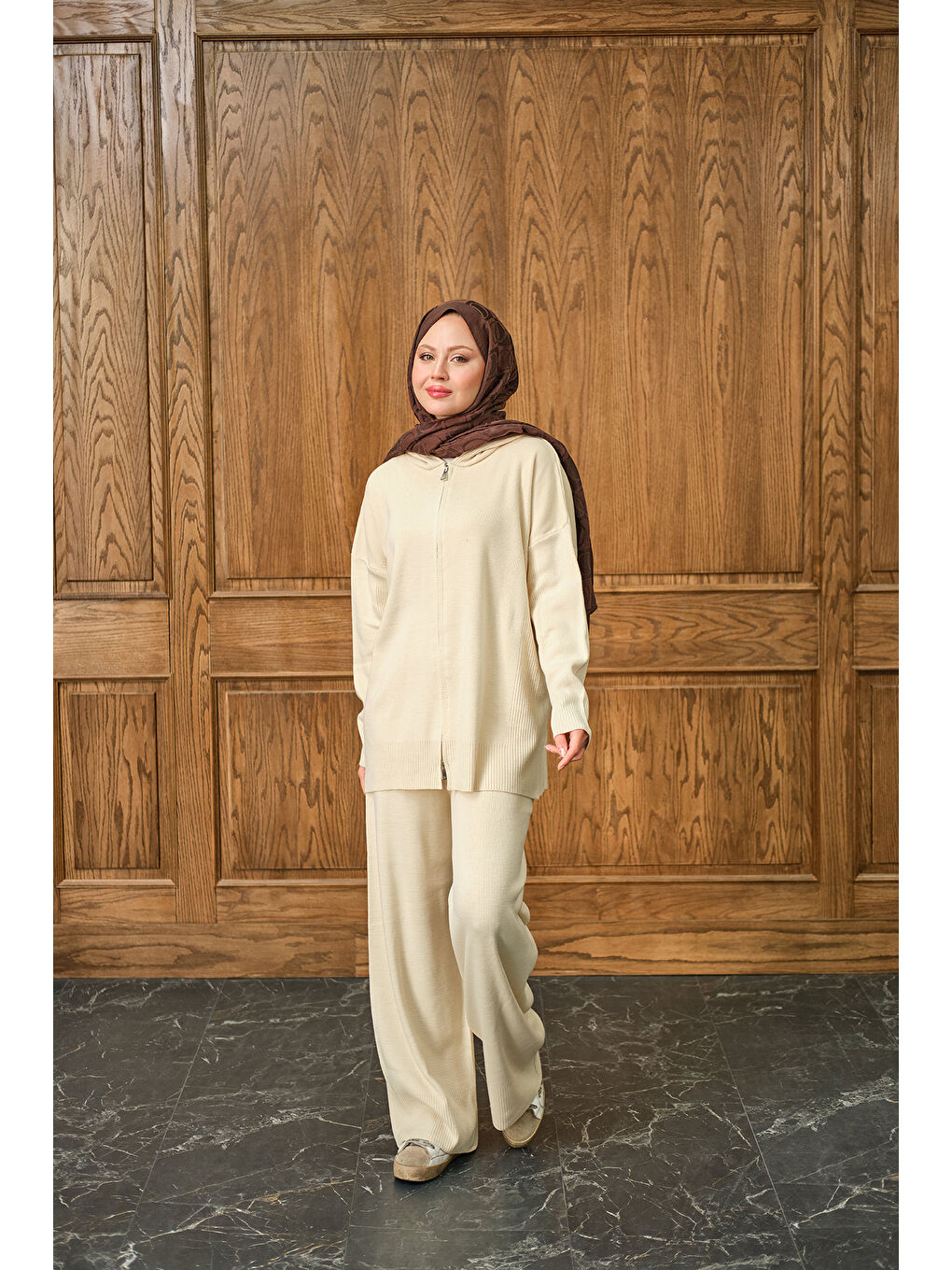 Ekru Kadın Kendinden Desenli Triko Takım Krem-2