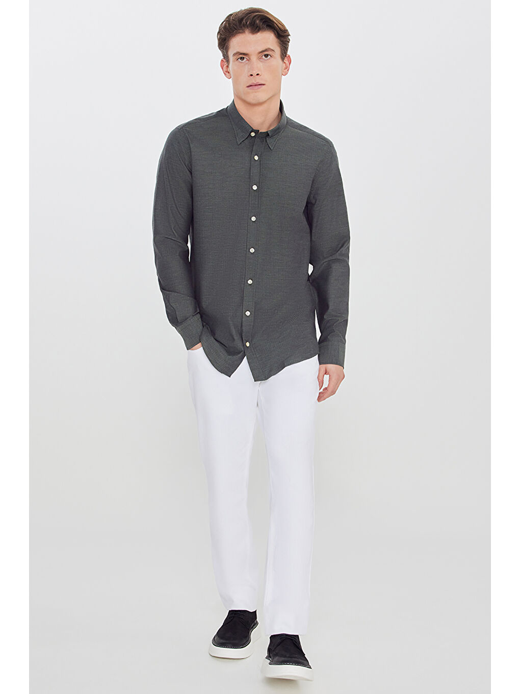 Erkek Haki %100 Pamuk Slim Fit Dar Kesim Gizli Düğme Yaka Balıksırtı Desenli Gömlek-1