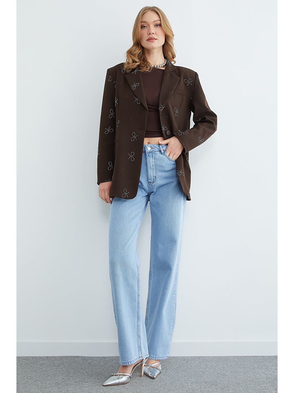 Kahverengi Fiyonklu Taşlı Tek Düğmeli Ceket-1