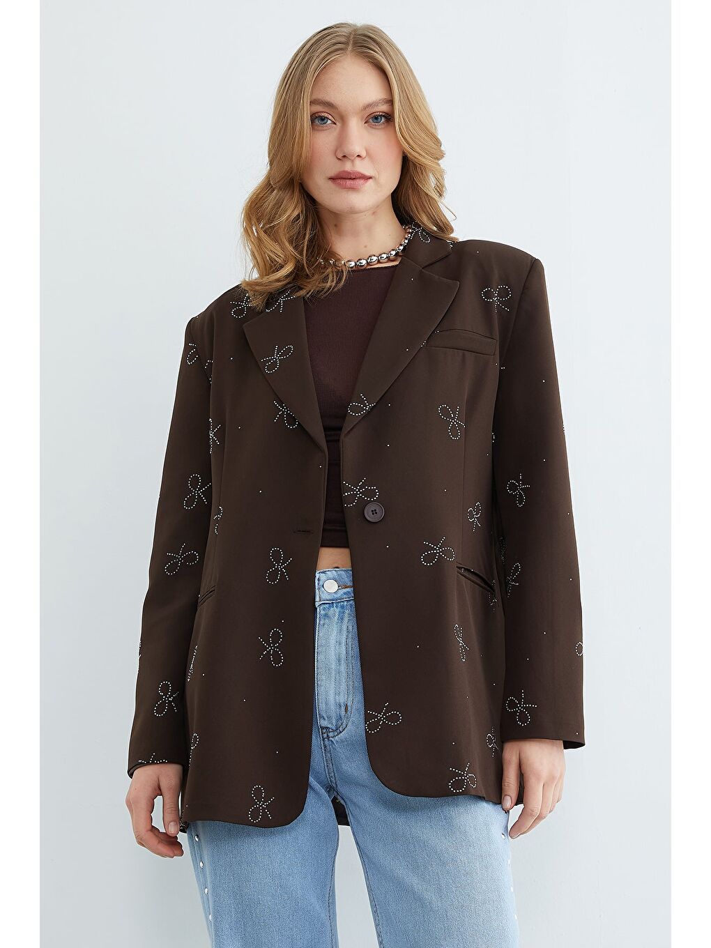 Kahverengi Fiyonklu Taşlı Tek Düğmeli Ceket-2