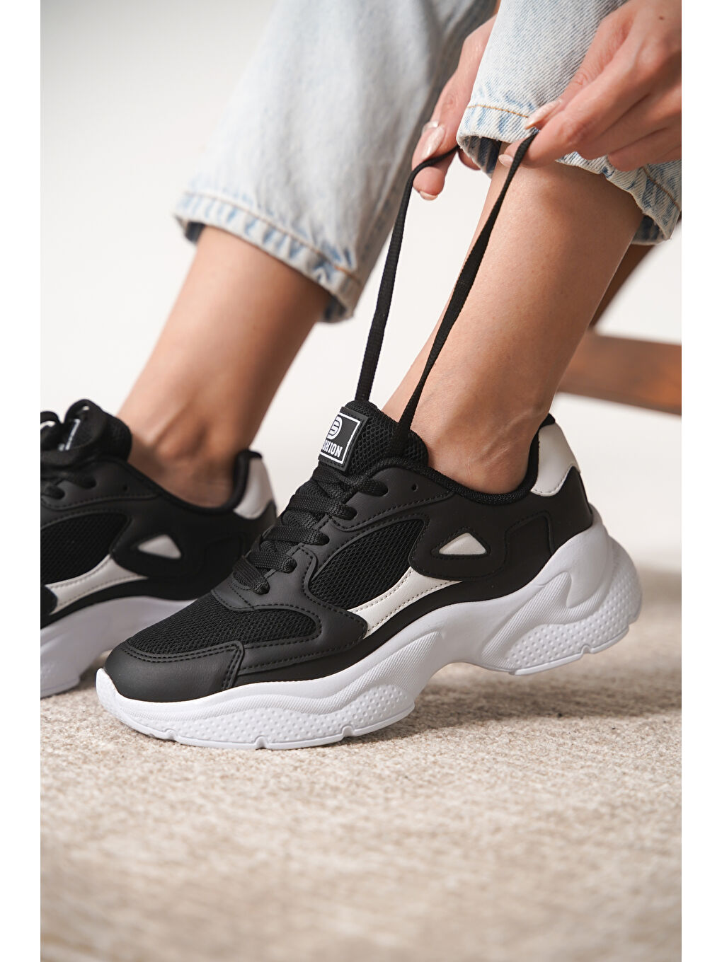 Siyah D1152 Günlük Ortopedik Kadın Sneaker Spor Ayakkabı-1