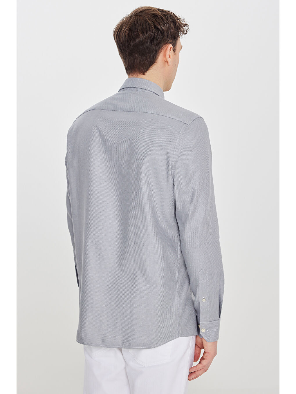 Erkek Gri %100 Pamuk Slim Fit Dar Kesim Düğmeli Yaka Diagonal Desenli Armürlü Gömlek-4