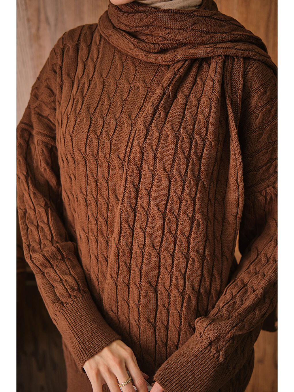 Kadın Atkı Detaylı Örgü Takım Kahverengi-4