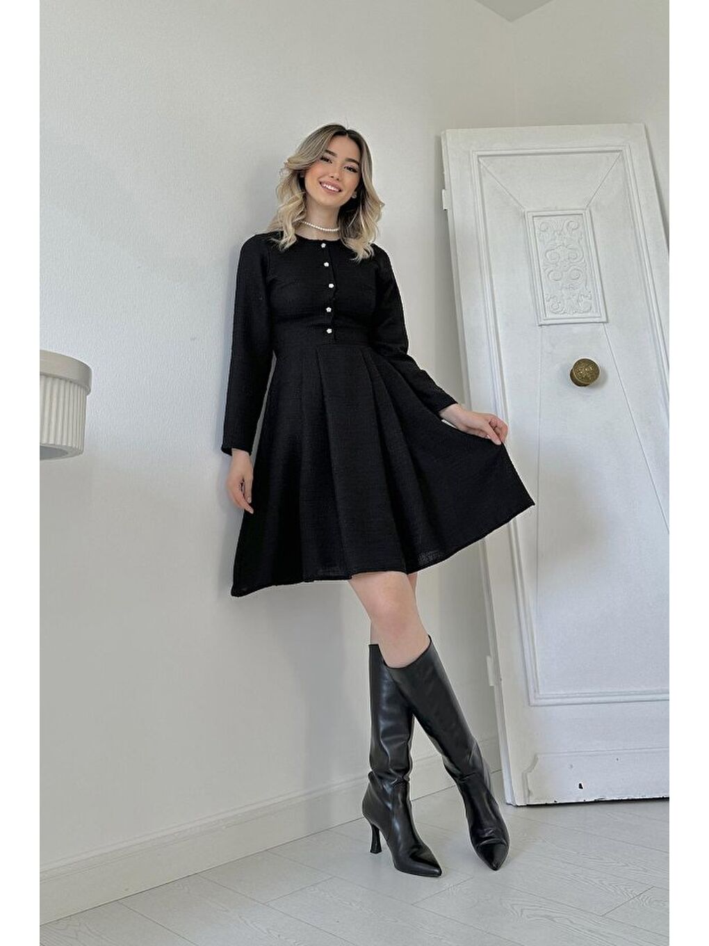Siyah Kısa Klasik Elbise-1