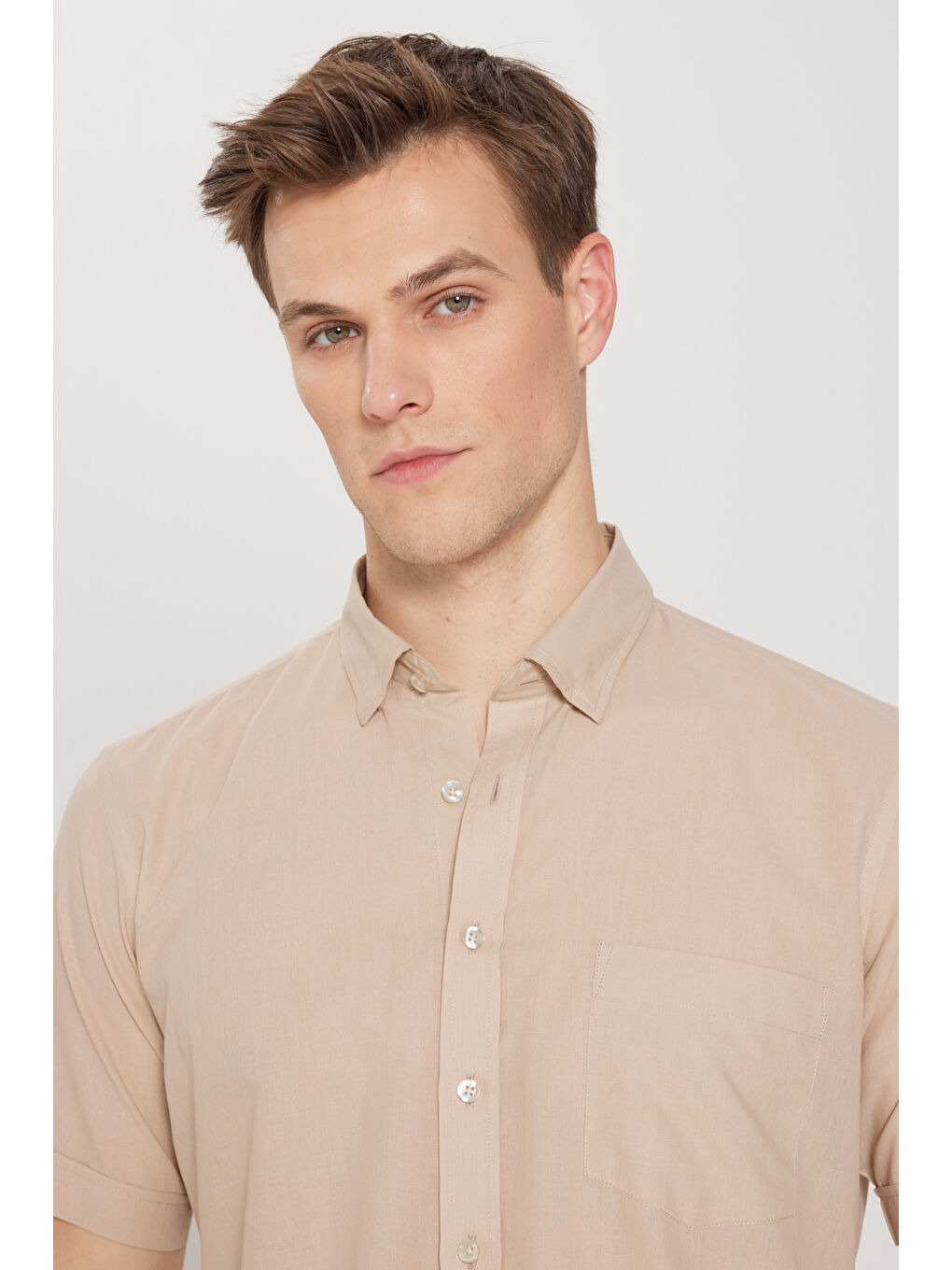 Erkek Koyu Bej Comfort Fit Gizli Düğmeli Yaka %100 Pamuk Gömlek-3
