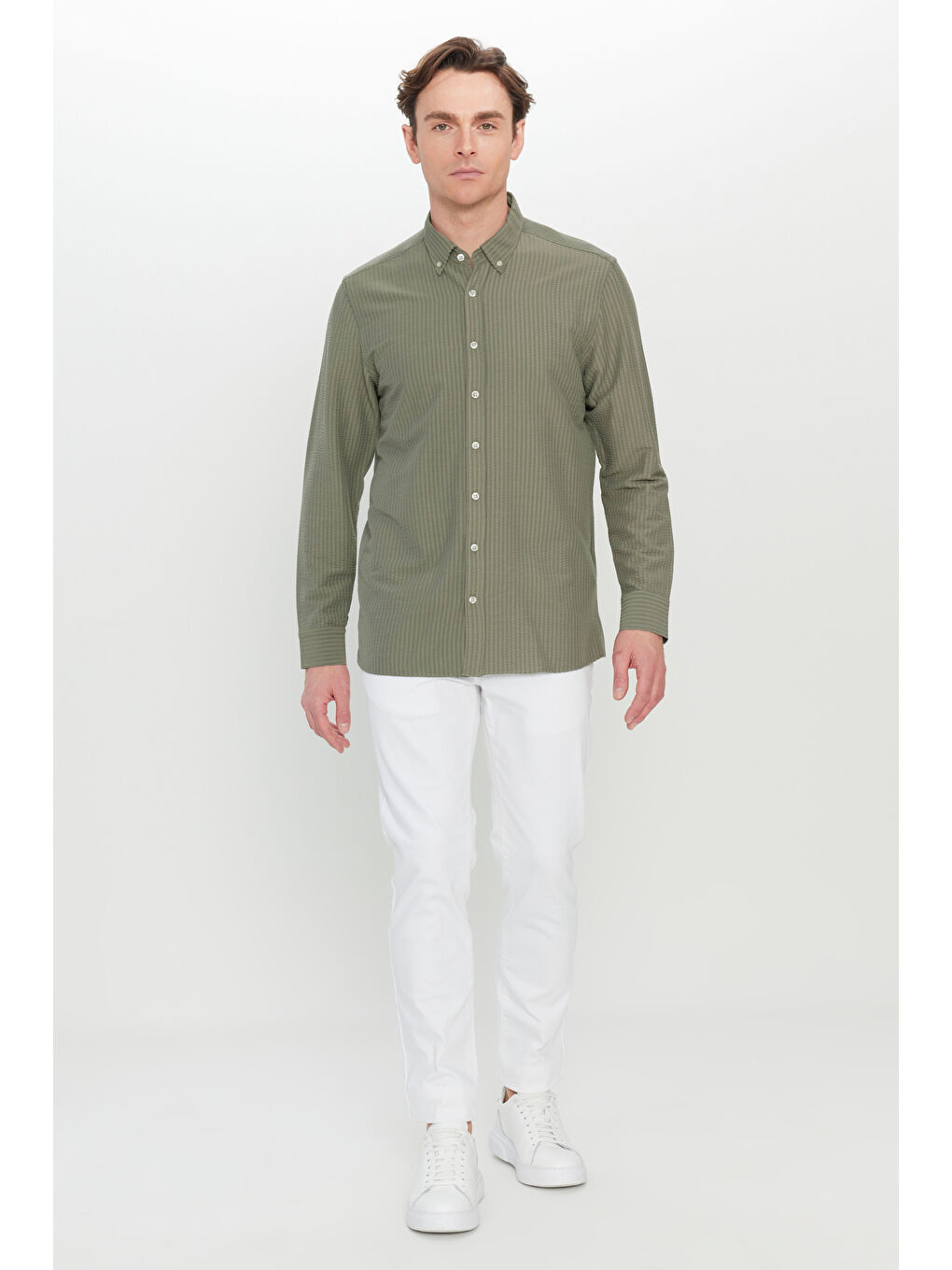 Erkek Haki Slim Fit Dar Kesim Düğmeli Yaka Armürlü Gofre Desenli Gömlek-1