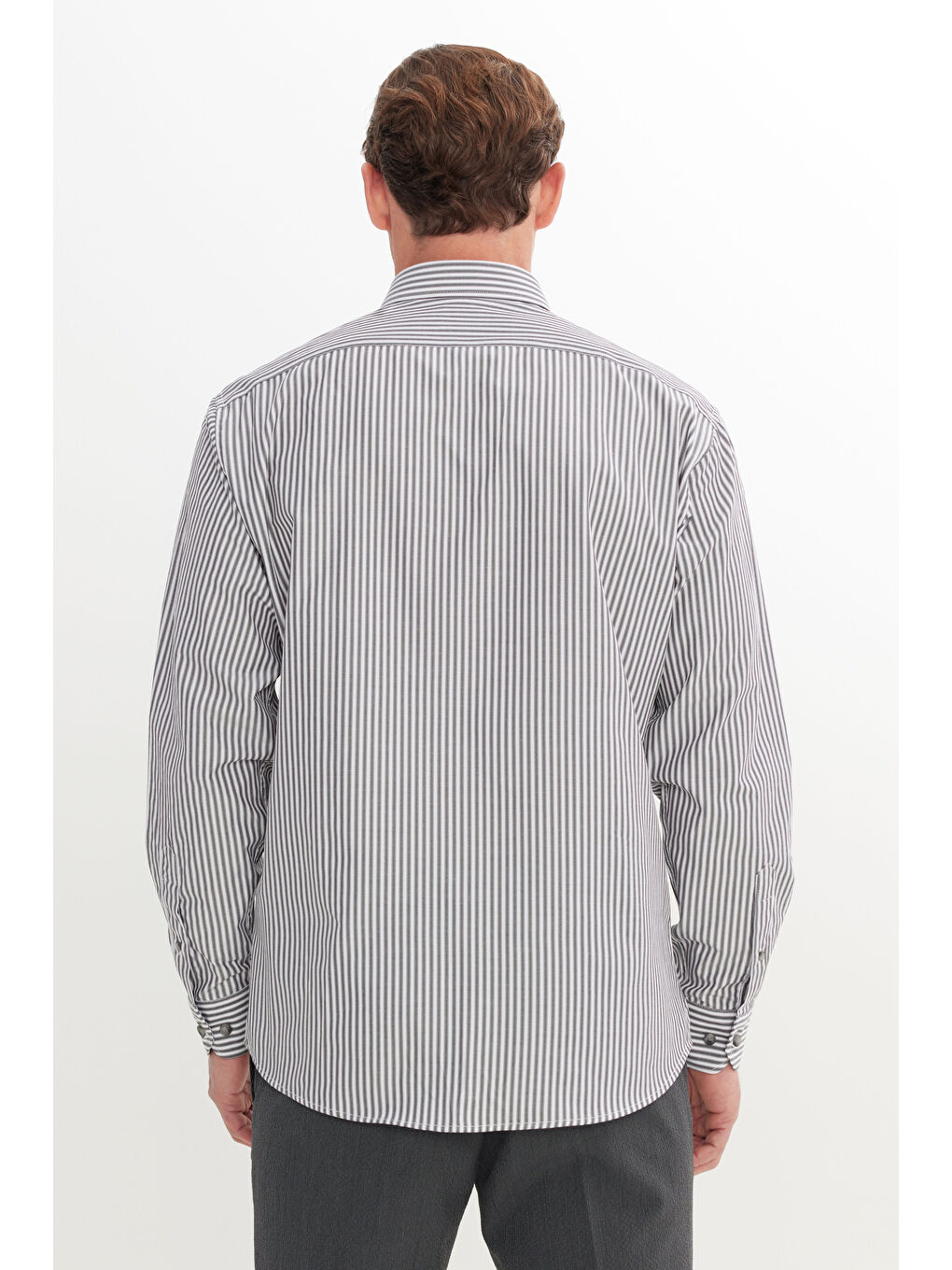 Erkek Haki Pamuklu Comfort Fit Rahat Kesim Düğmeli Yaka Çizgili Gömlek-4