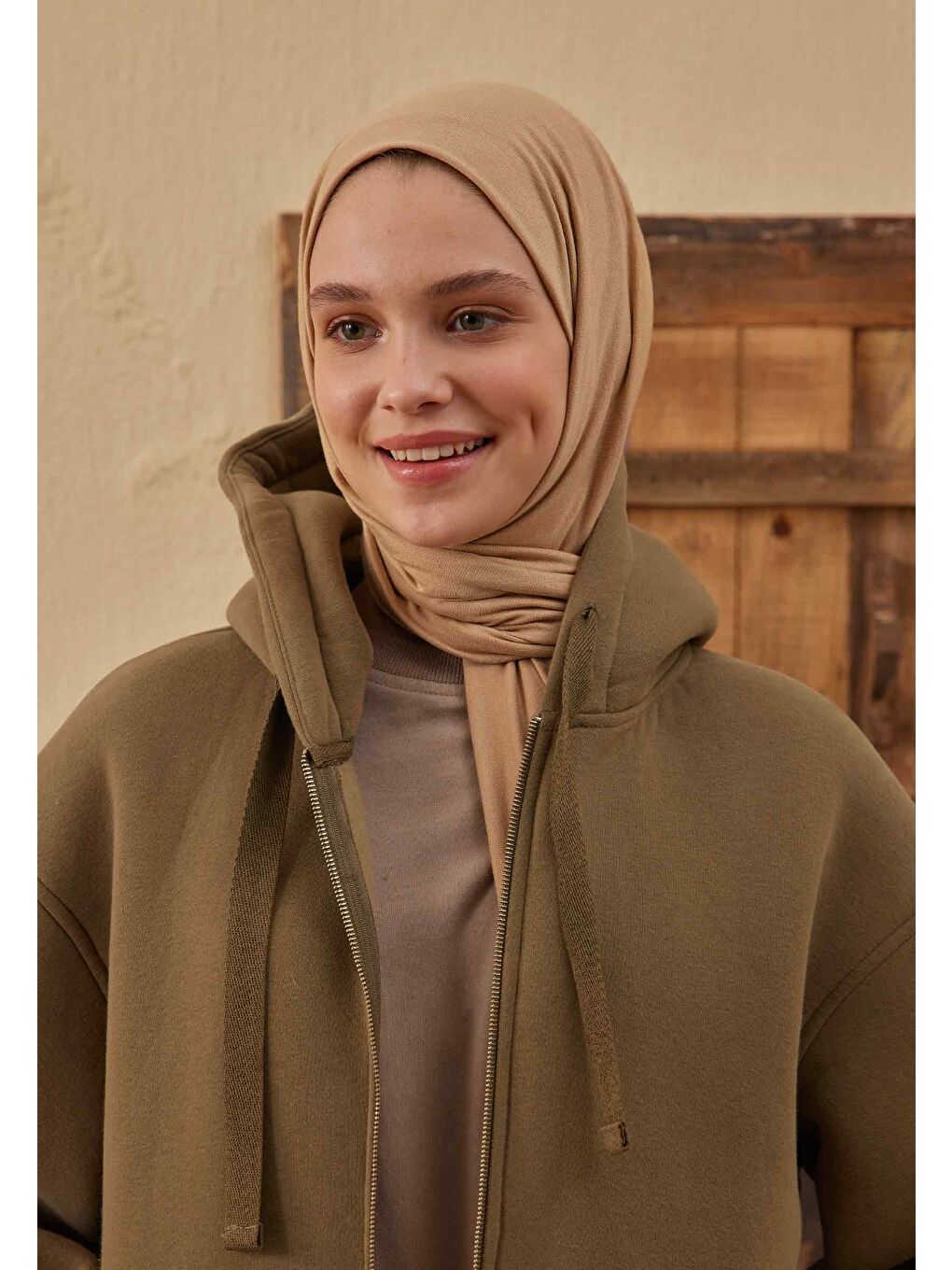 Penye Şal Koyu Bej