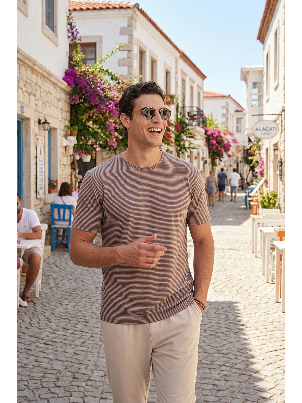 Kahverengi Pamuklu Regular Fit Çizgili Bisiklet Yaka T Shirt 5904030-1