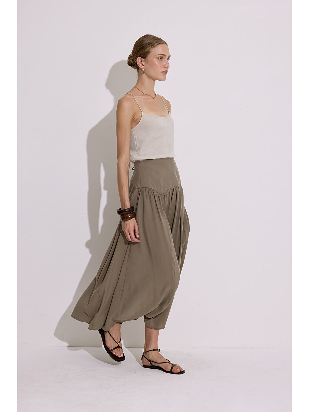 Modal Büzgülü Uzun Etek Haki-2