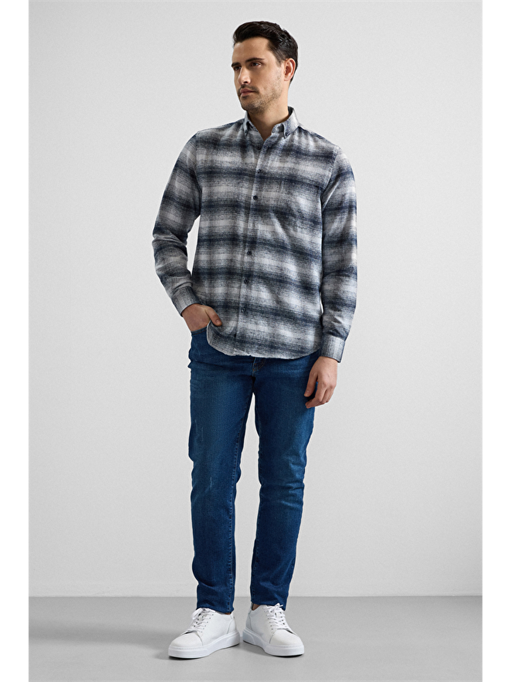 Siyah Regular Düğmeli Yaka Kareli Casual Gömlek-4