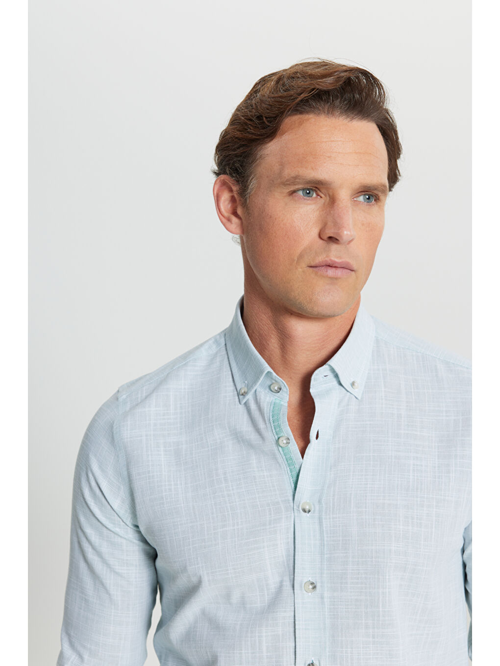 Erkek Haki %100 Pamuk Slim Fit Düğmeli Yaka Armürlü Flamlı Gömlek-3