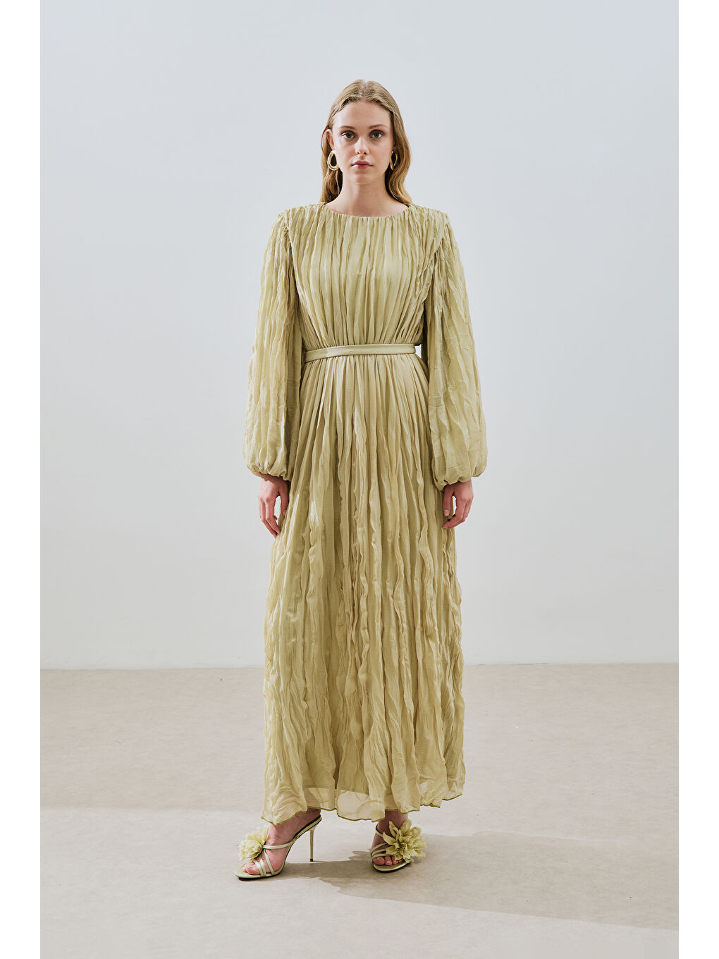 Yeşil Piliseli Şifon Elbise Adaçayı-1