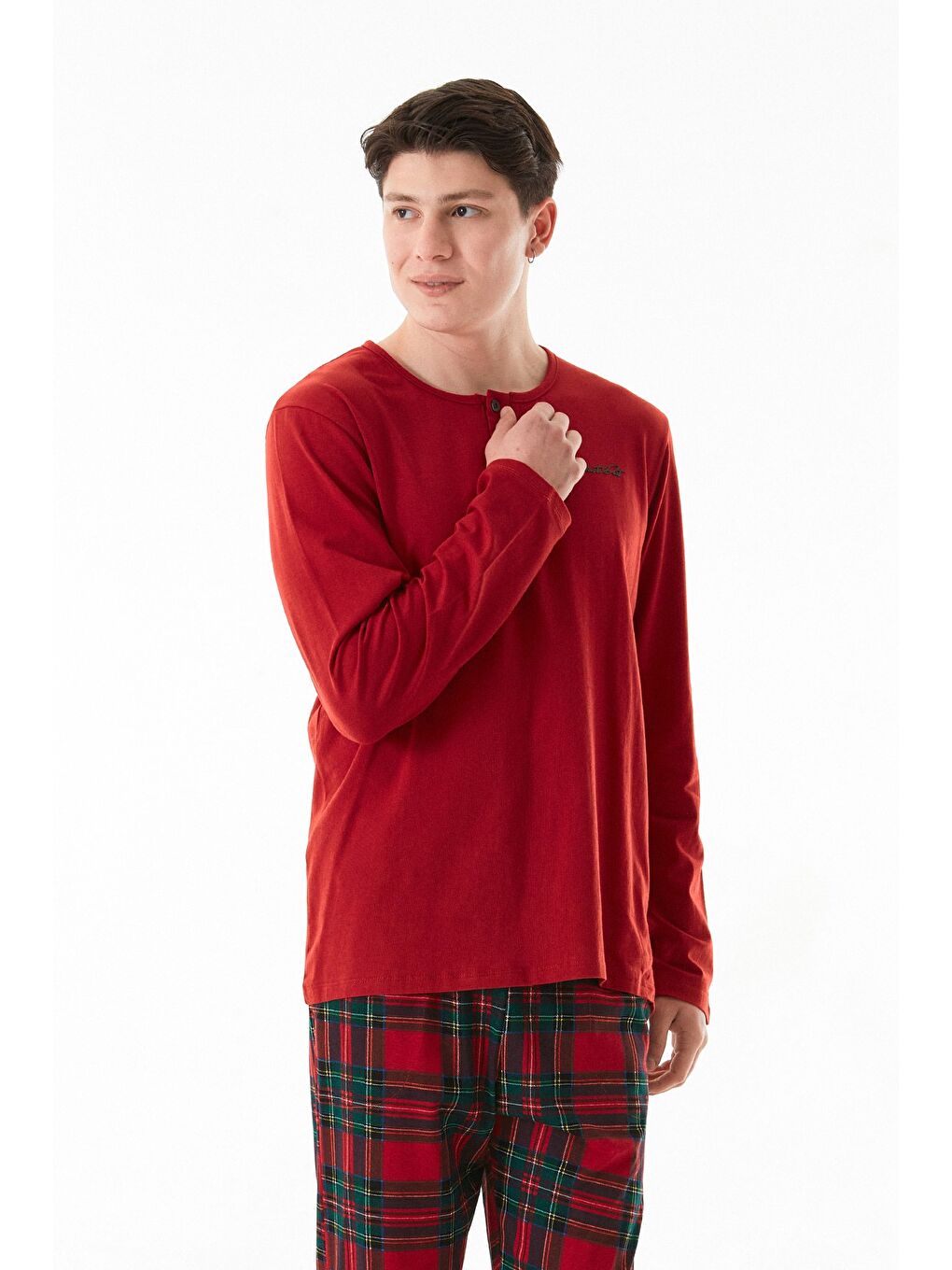 Kırmızı Ekose Desenli Yakası Düğmeli Pijama Takımı-2
