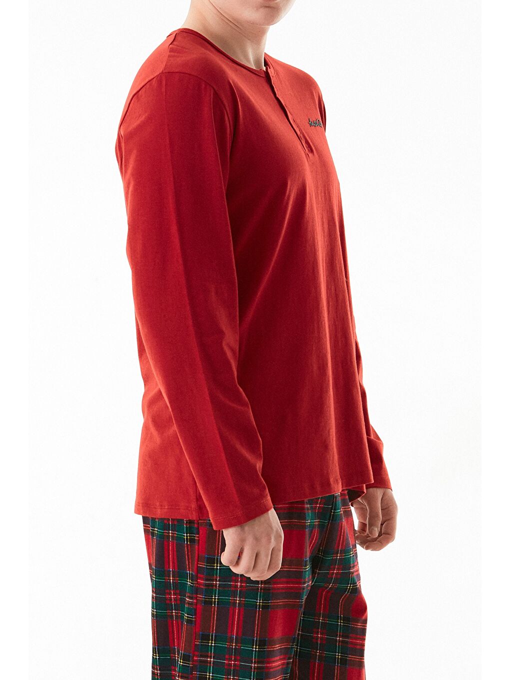 Kırmızı Ekose Desenli Yakası Düğmeli Pijama Takımı-3