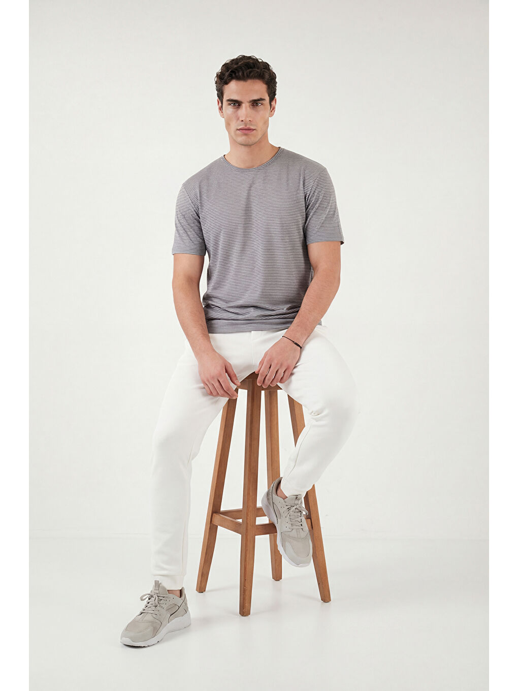 Haki Pamuklu Regular Fit Çizgili Bisiklet Yaka T Shirt 5904030-2