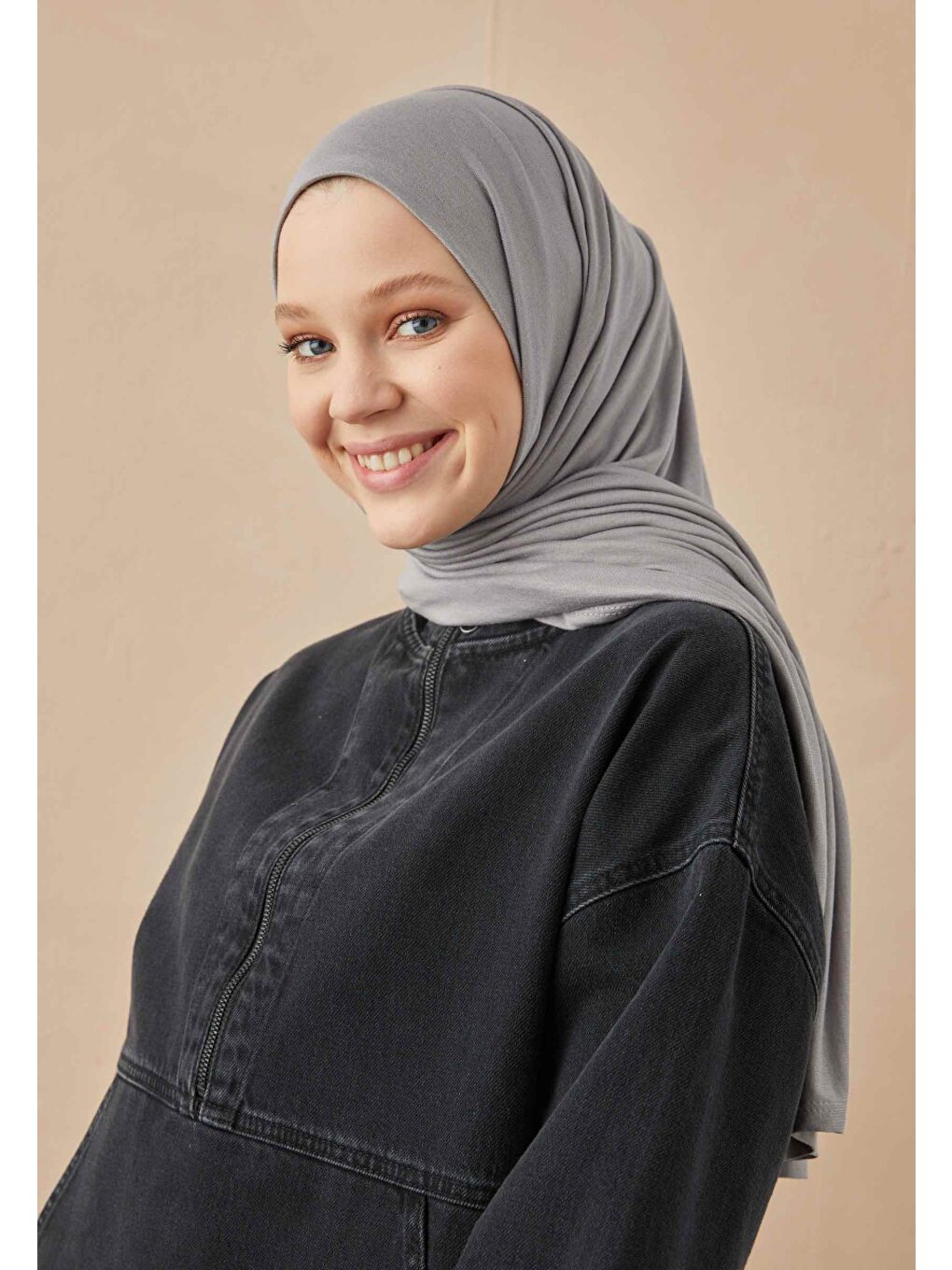 Gri Penye Şal Füme-2