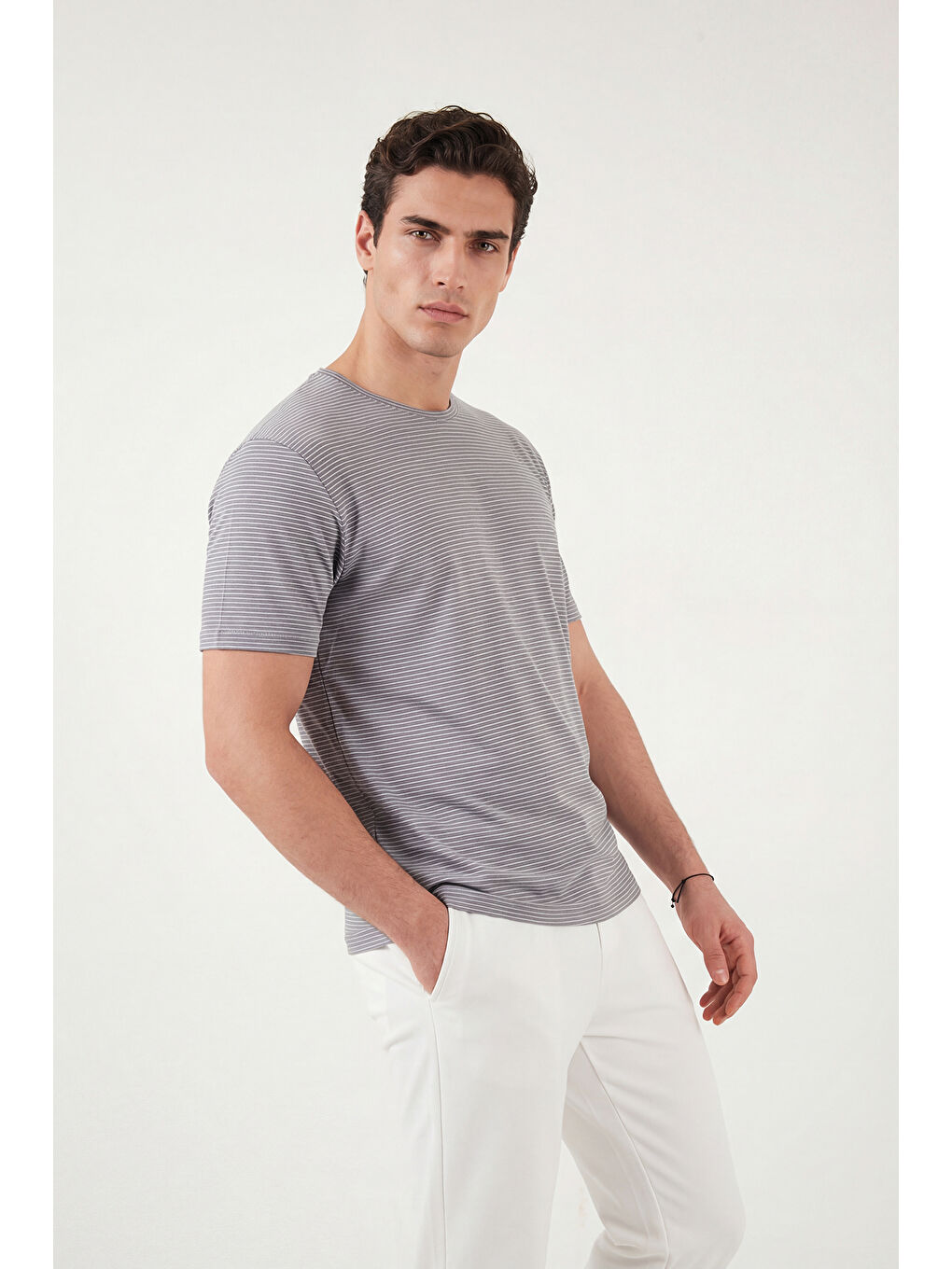 Haki Pamuklu Regular Fit Çizgili Bisiklet Yaka T Shirt 5904030-3