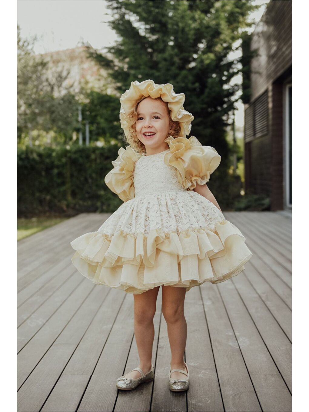 Sarı Özel Tasarım Kız Çocuk Şapkalı Elbise , Kısa Kız Çocuk Elbisesi, Aksesuarlı Çocuk Abiye-3