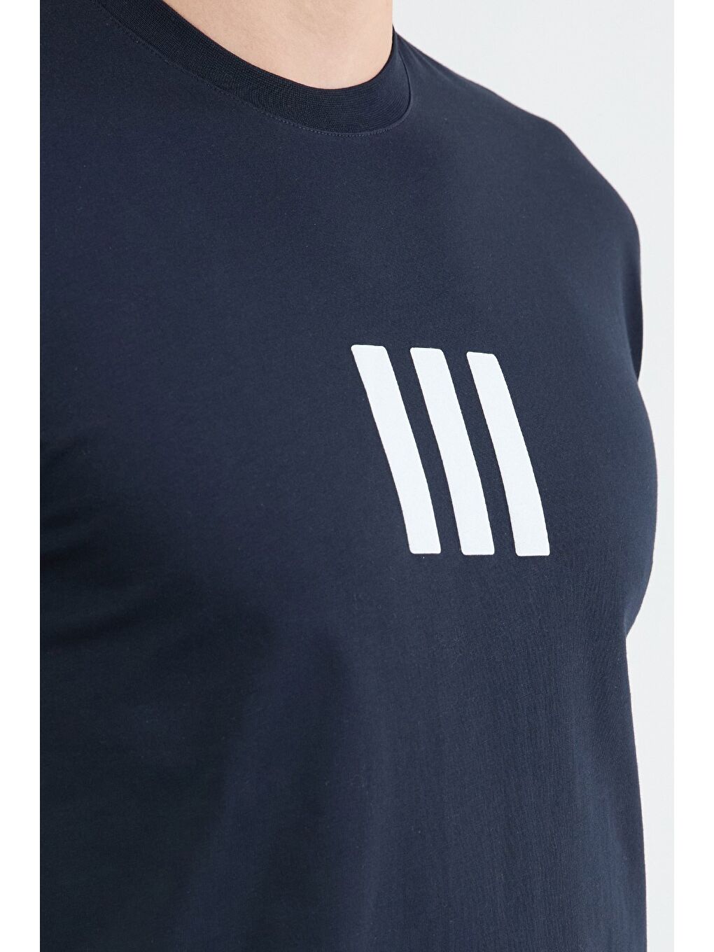 Lacivert Baskılı Bisiklet Yaka Tişört-4