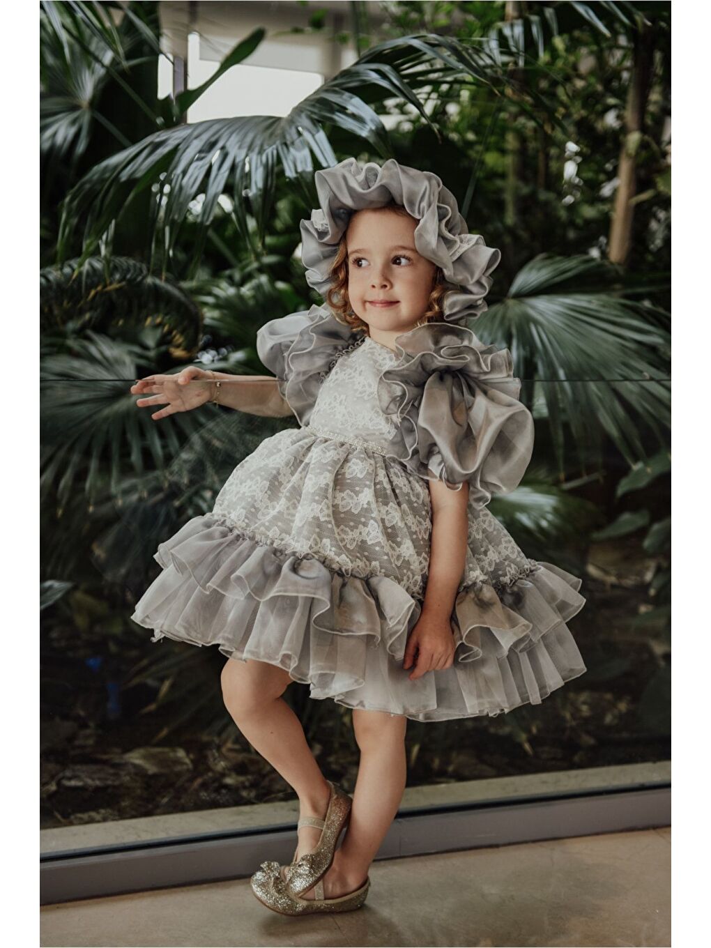 Gri Özel Tasarım Kız Çocuk Şapkalı Elbise , Kısa Kız Çocuk Elbisesi, Aksesuarlı Çocuk Abiye-6